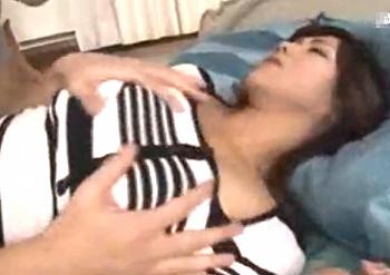 [巨乳]「オバさんとシたいんだ、あの時のことが忘れられなくて…」一度きりの約束だったのに息子の友達と不倫セックスに溺れる豊満人妻