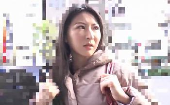 [アダルト動画]おばさん豊満ボディを喰らい尽くす！柔らか巨尻にチ〇ポアタック！