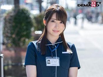 [美人]【企画】【官能】清楚で魅力的な看護師の豊満な胸元を彩る青のランジェリー！予期せぬ熱い展開を迎える診察の結末ｗｗ