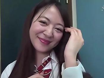 [女子大生]〖〗久しぶりの再会で魅了する妹の豊満なヒップに兄の情欲が燃え上がり激しい口唇奉仕と膣内刺激で極上の快楽へ誘う