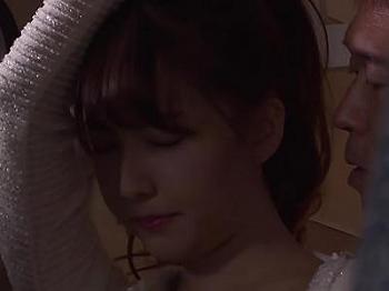 [エロ動画]【レイプ】豊満な胸を誇るJDが予期せぬ強制行為に巻き込まれ心の深淵を揺さぶる支配の物語が繰り広げられる瞬間を追跡！