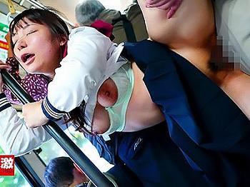 [痴漢]【】凶悪な男に豊満な胸を力強く掴まれ悶絶する美少女！指の魔術で敏感な場所を責められ絶え間ない頂点に翻弄される！
