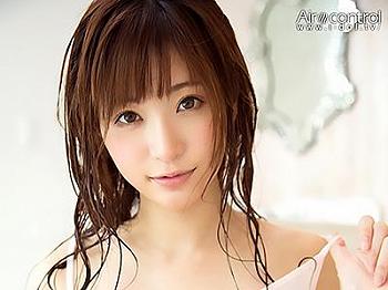 [エロ]【天使もえ】魅惑的な豊満バストの美女がカメラに向かって挑発的なポーズで最高のエクスタシーを解放する！